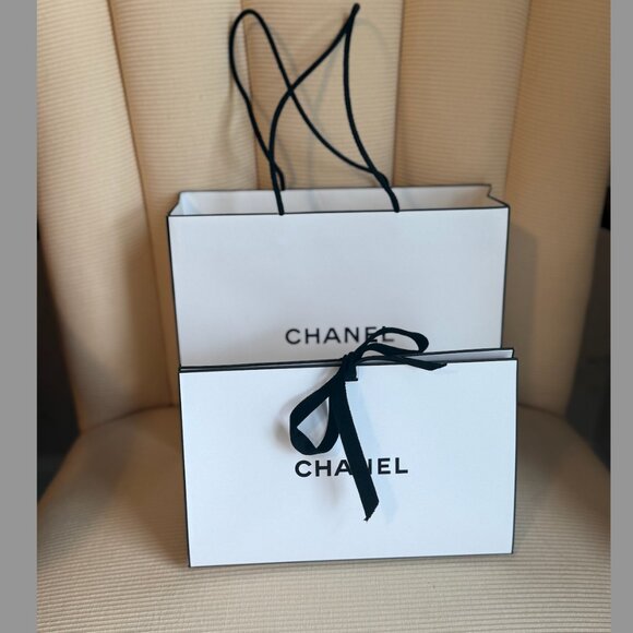 AUTHENTIC  CHANEL Paper Gift Shopping Bag, gift Box+Wrapping Paper - Picture 12 of 13